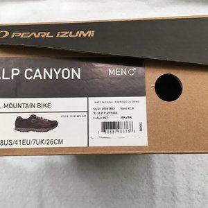 Pearl Izumi Mountain Bike Shoes - Like NEW!